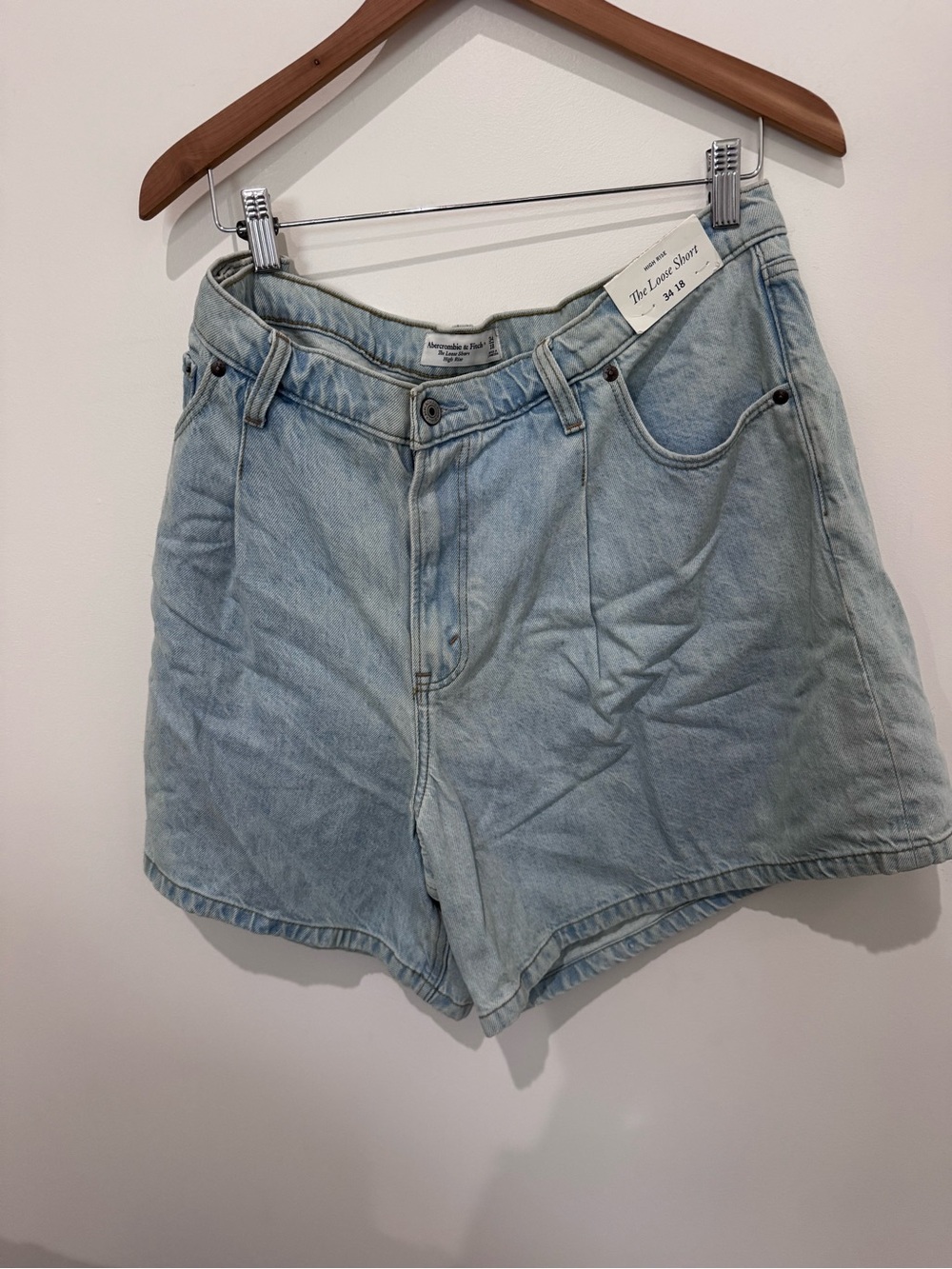 Abercrombie & Fitch Loose Denim High-Rise Shorts